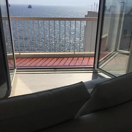 公寓 Luxury White Sea View